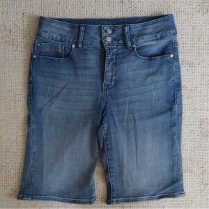 7 for all Mankind knee length shorts women’s 6